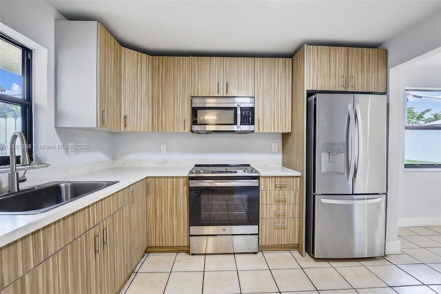Foto principal - 1721 SW 40th Terrace