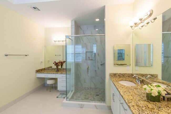 Foto del edificio - 7528 Moonrise Dr