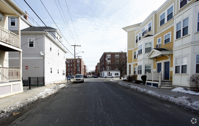 Foto del edificio - Palmer Cove Apartments