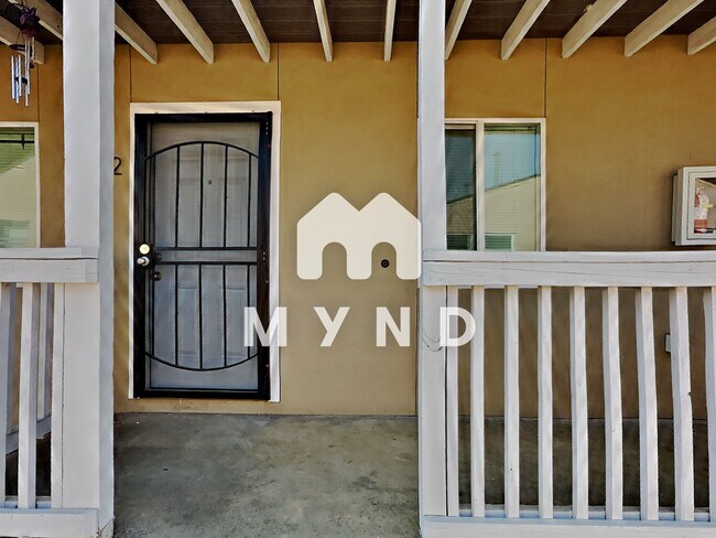 Building Photo - 5631 53rd St Unit 2