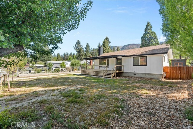 Building Photo - 955 Apple Ave