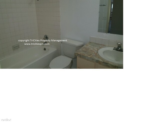 Building Photo - 3905 W Octave St