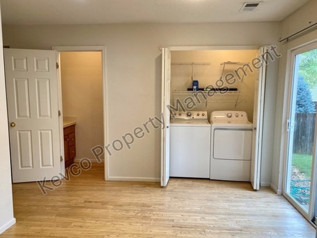 Building Photo - 3433 Bale Dr