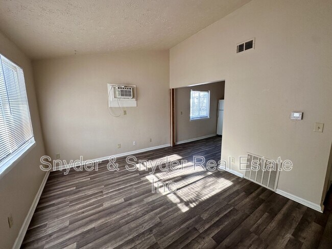 Foto del edificio - 279-281 Grove St