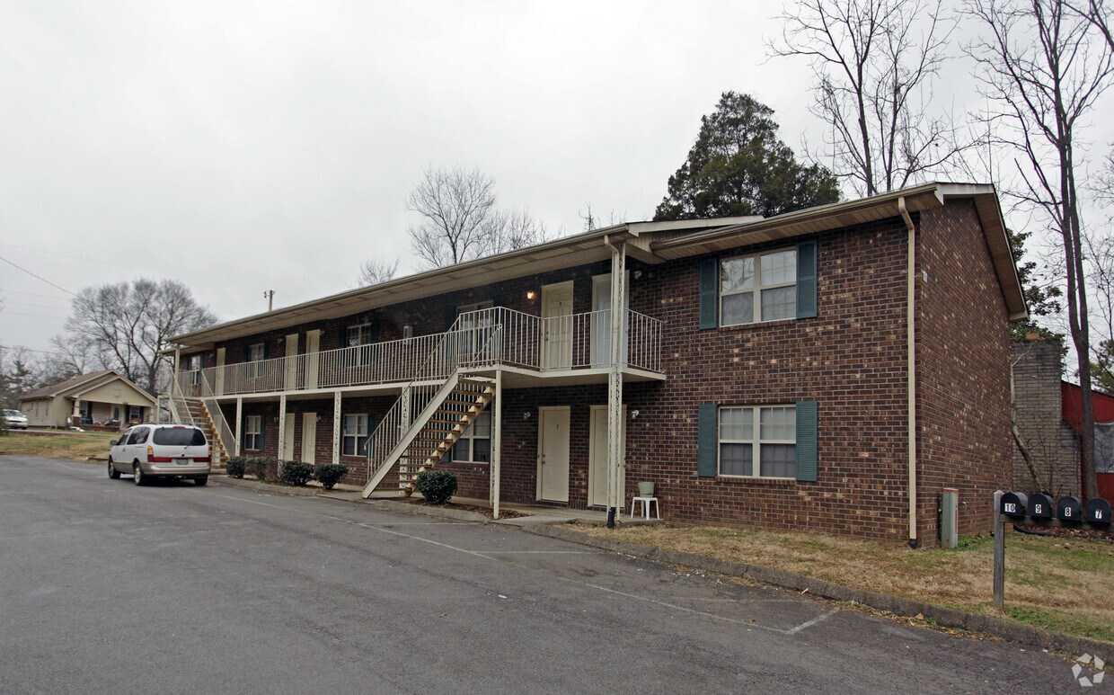 Foto del edificio - 131 Overbrook Dr