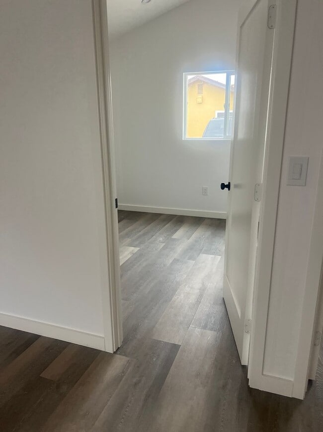 Building Photo - Stunning ADU, in a desirable north end of ...