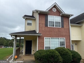 Building Photo - 1450 Riverrock Trail SW