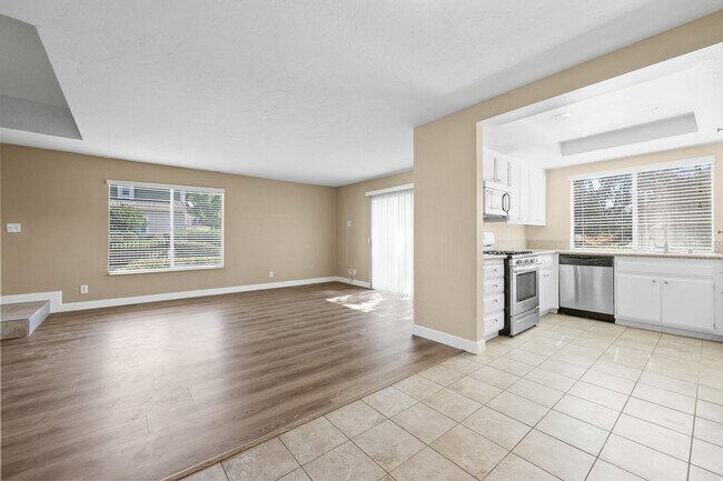 Foto del edificio - 1101 Golden Springs Dr
