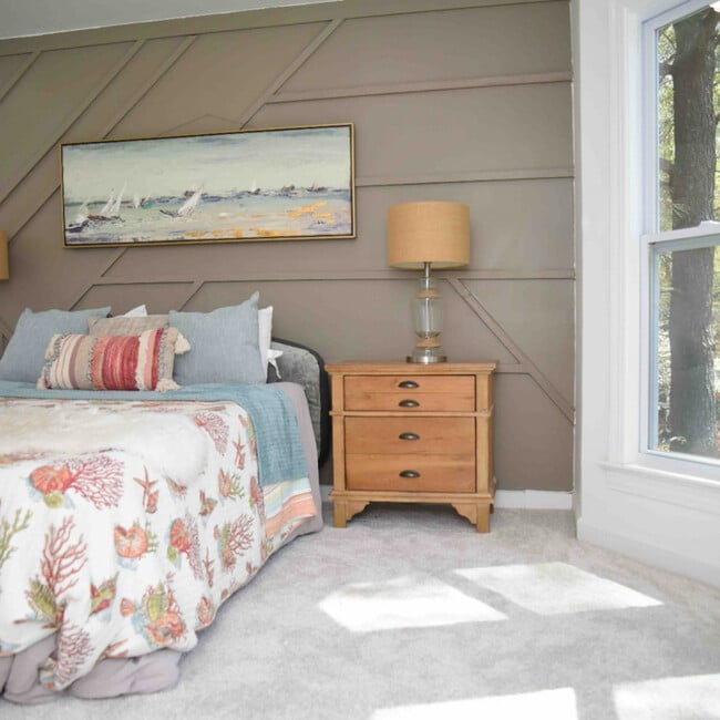 Building Photo - 5013 Brassfield Dr