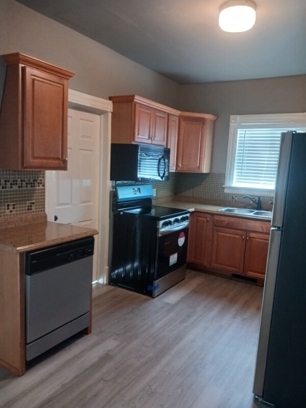 Building Photo - 6004 S Junett St