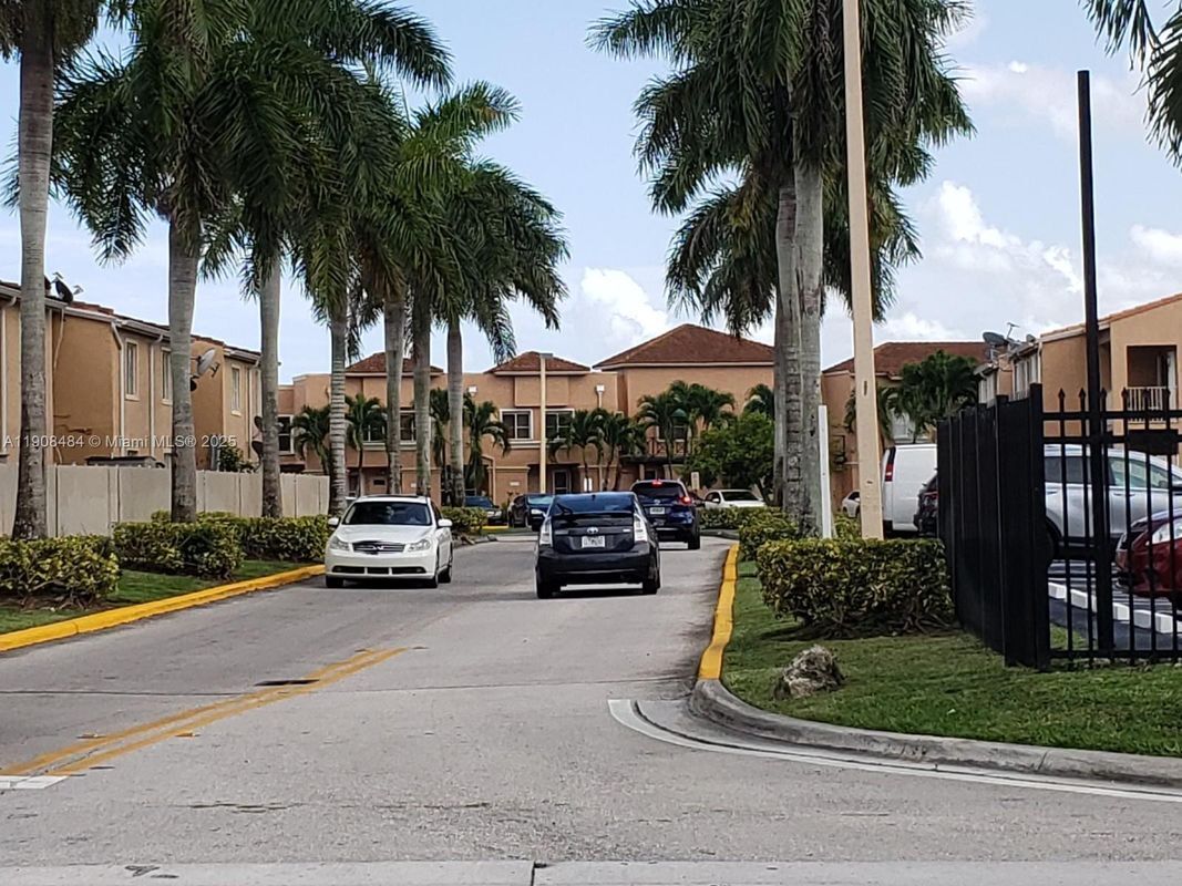 Foto del edificio - 12509 NW 11th Ln