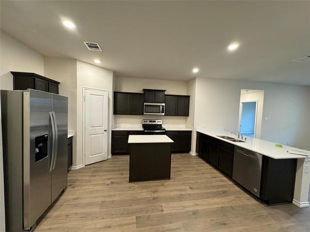 Foto del edificio - 2335 Gardenia Ln