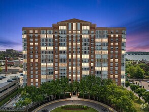 Building Photo - 250 E Harbortown Dr