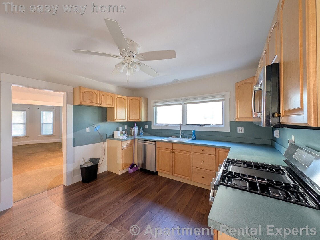 Primary Photo - 12 Electric Ave