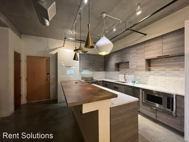 Foto del edificio - 1 br, 2 bath House - 1212 E Whiting St Uni...