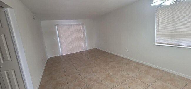 Foto del edificio - 3492 Fox Hollow Dr
