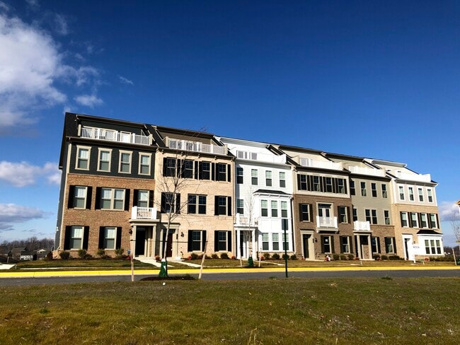 Building Photo - 17109 Branched Oak Rd