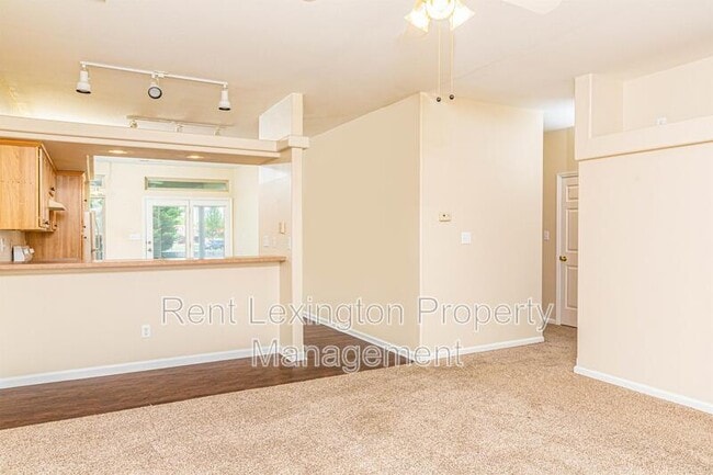 Photo - 749 Whispering Brook Trce House