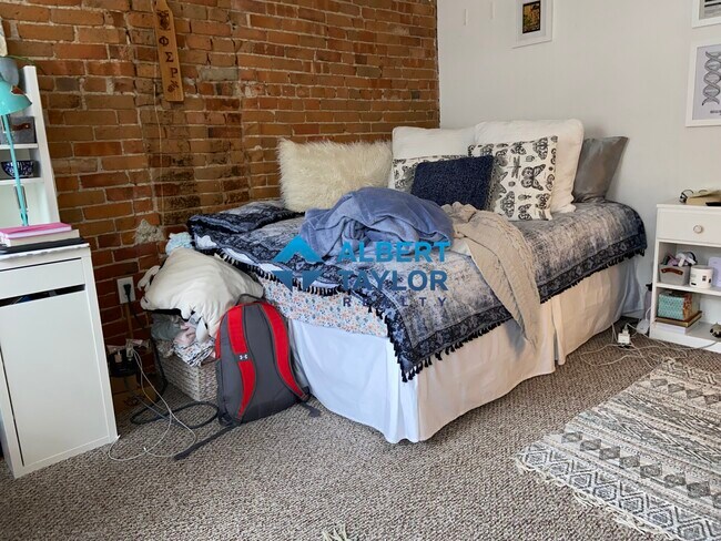 Foto del edificio - 486 Massachusetts Ave