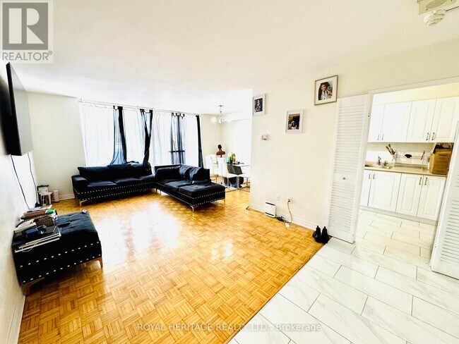 Building Photo - 1 Massey Square