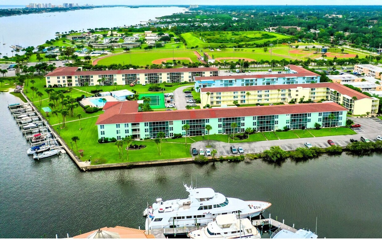 Primary Photo - Gorgeous Riverfront Complex