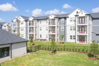 Building Photo - Forest Pines Apartments