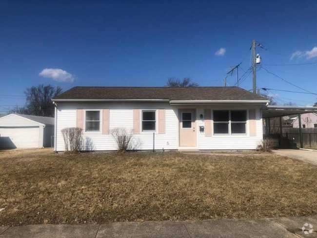 Building Photo - 2208 Shasta Dr