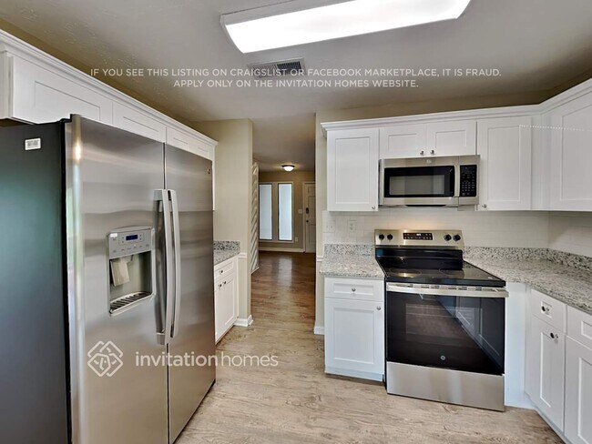 Foto del edificio - 2690 Big Oaks Dr