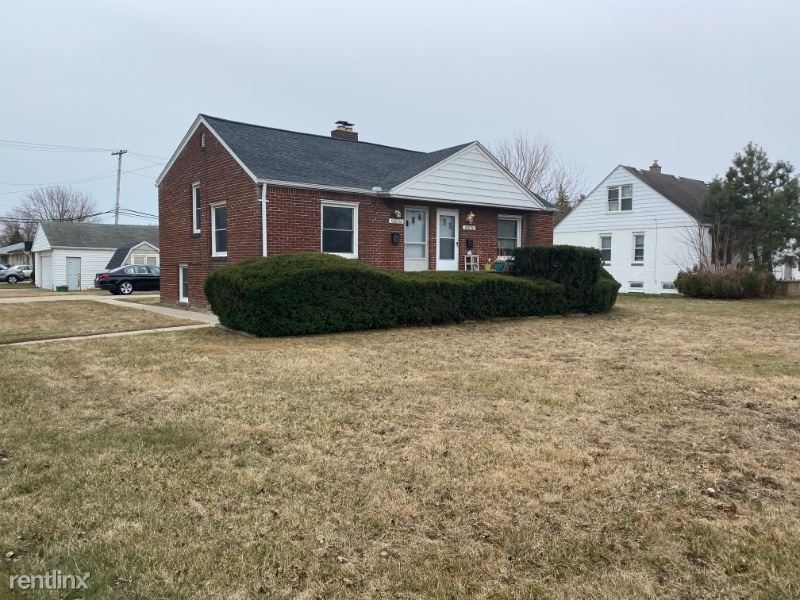 Primary Photo - 16832 Martin Rd