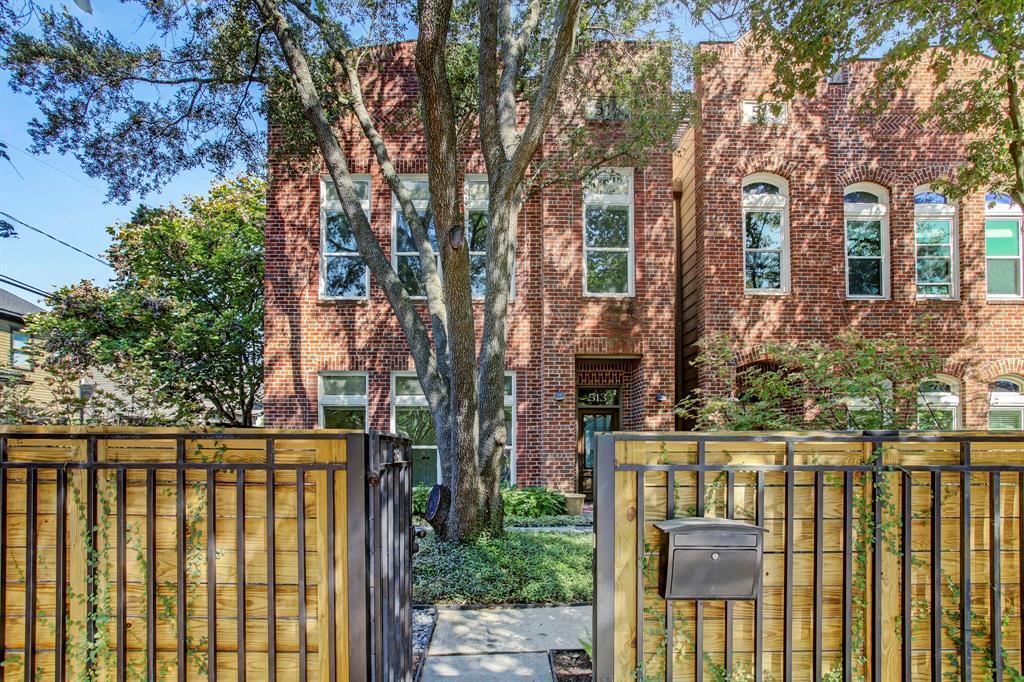 Primary Photo - 513 E 11th St