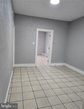 Building Photo - 436 Pierce St