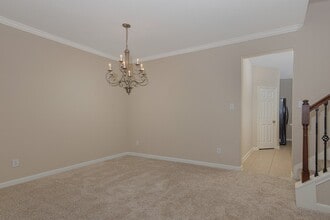 Building Photo - 50 E Pipers Green St
