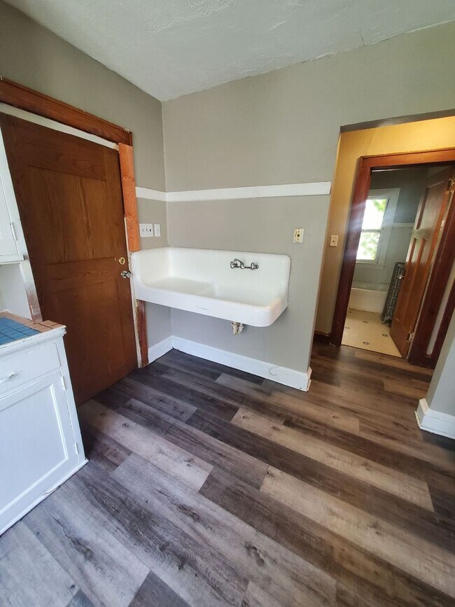 Foto del edificio - 4469 N 36th St