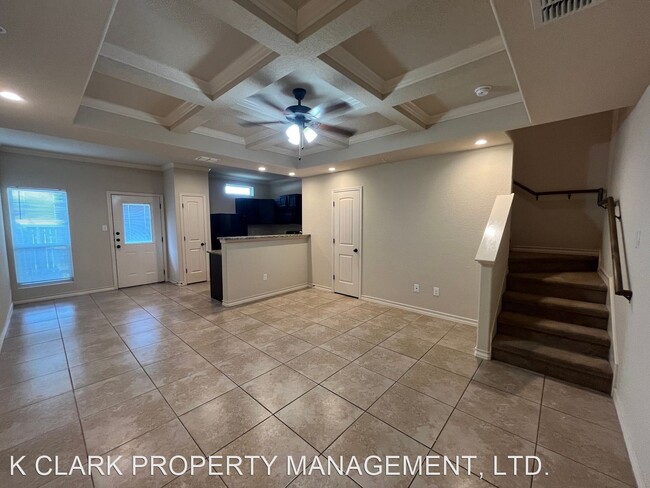 Building Photo - 3 br, 2.5 bath House - 7109 MICAYLA COVE #102
