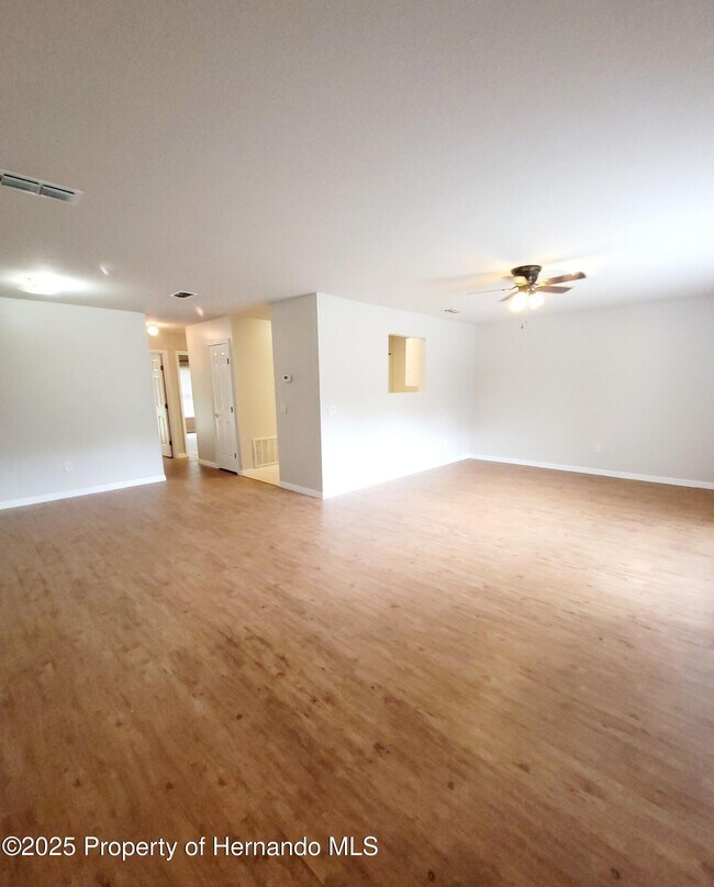 Building Photo - 1163 N Tiger Point