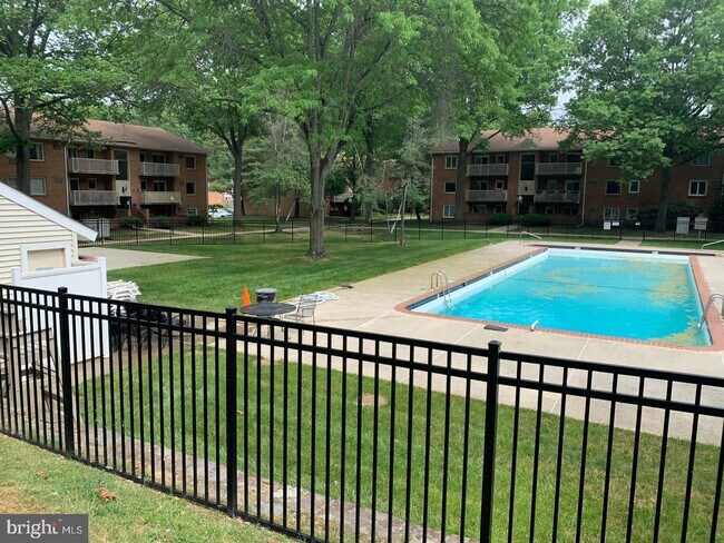 Building Photo - 100 Winding Way