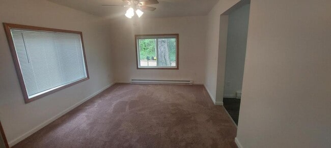 Foto del edificio - 6031 Madison