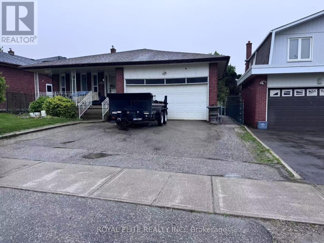 Primary Photo - 853 Huntingwood Dr