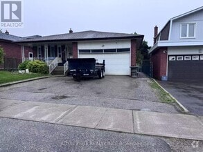 Building Photo - 853 Huntingwood Dr