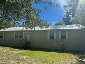 Building Photo - 176 Basin Dr