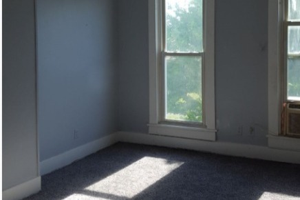 Huge Windows in Living Room - 131 S 7th St