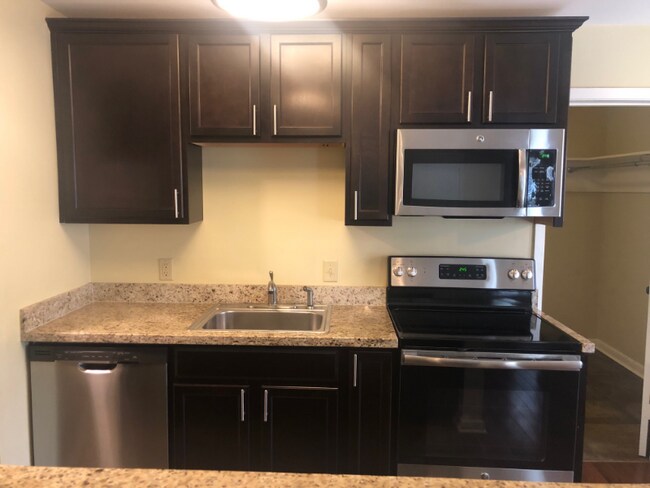 Foto del edificio - 518 E 7th St