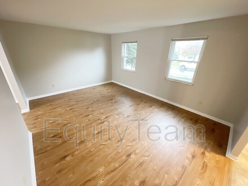 12045 Edgeworth Ct, Cincinnati, OH 45240 House Rental in Cincinnati