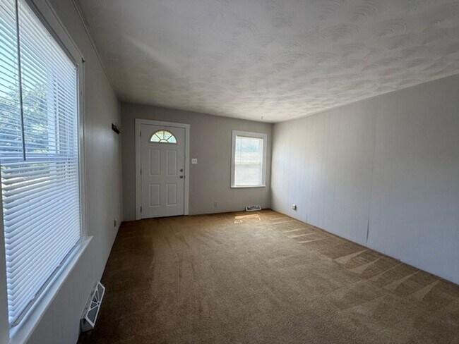 Foto del edificio - South End 3 Bed / 1 Bath