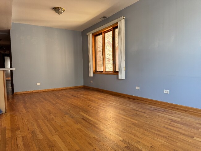 Foto del edificio - 3714 S Hermitage Ave