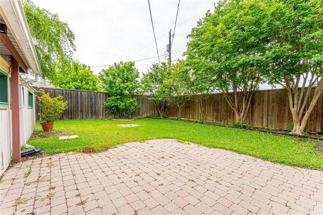 Building Photo - 301 Hillcrest Dr