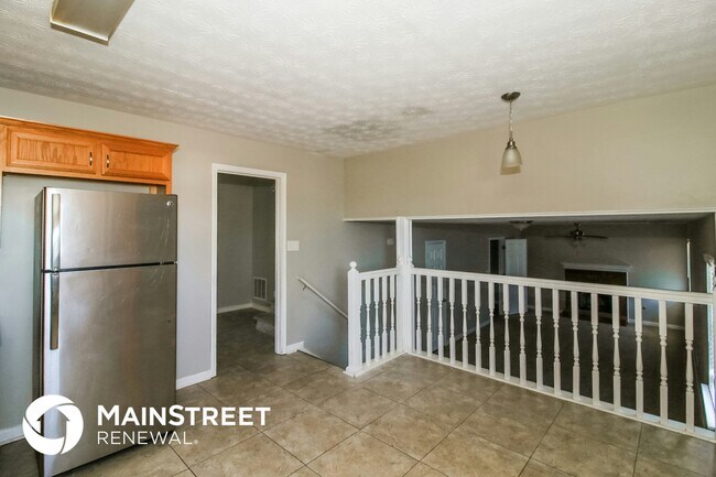 Building Photo - 519 Trinity Tr