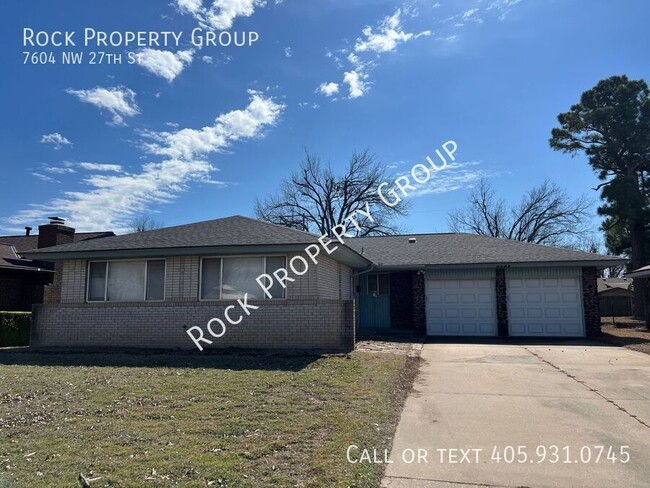 Building Photo - 3-Bed 2-Bath Charming Mid-Century Modern