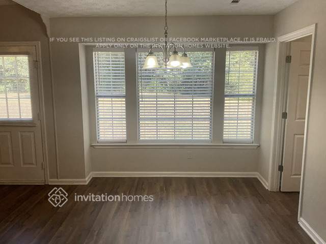 Foto del edificio - 75 Falcon Ridge Dr