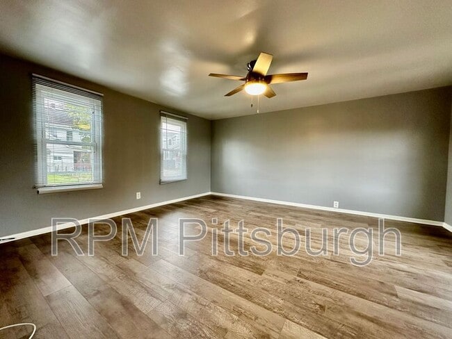 Photo - 102 Ivy St House